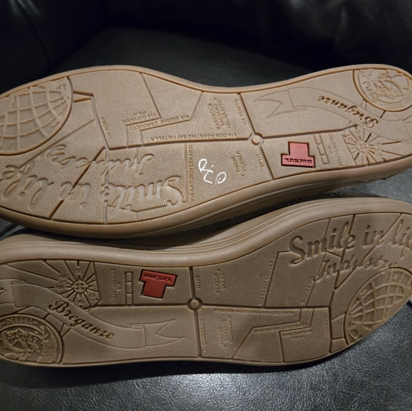 Vintage brand new Diesel shoes - Picture 3 of 7